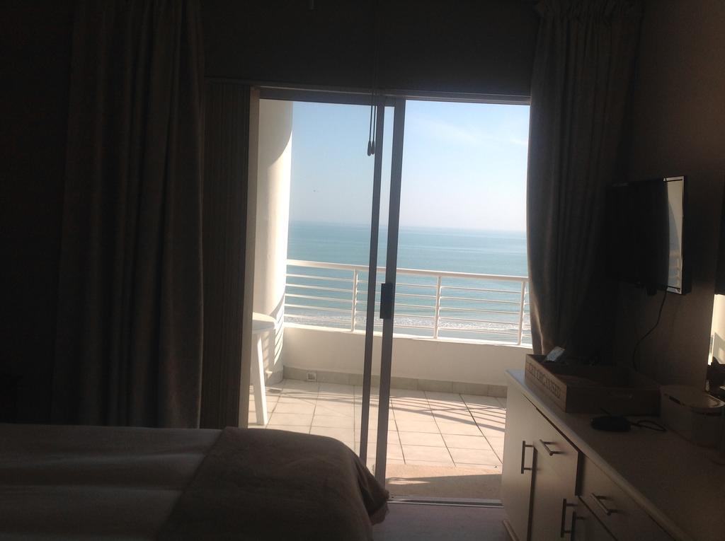 Beach Front Property Strand Buitenkant foto